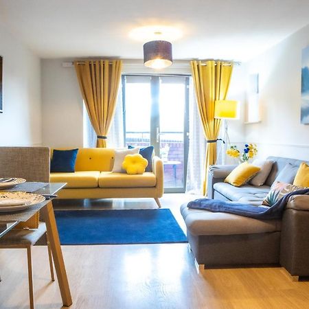 Newly Furnished Appartment Near Train Station Wolverhampton Exteriér fotografie