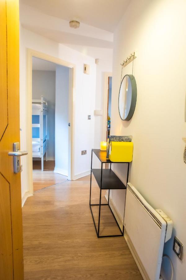 Newly Furnished Appartment Near Train Station Wolverhampton Exteriér fotografie