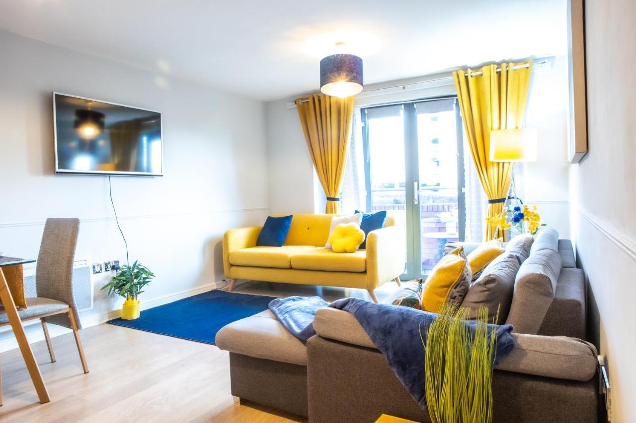 Newly Furnished Appartment Near Train Station Wolverhampton Exteriér fotografie